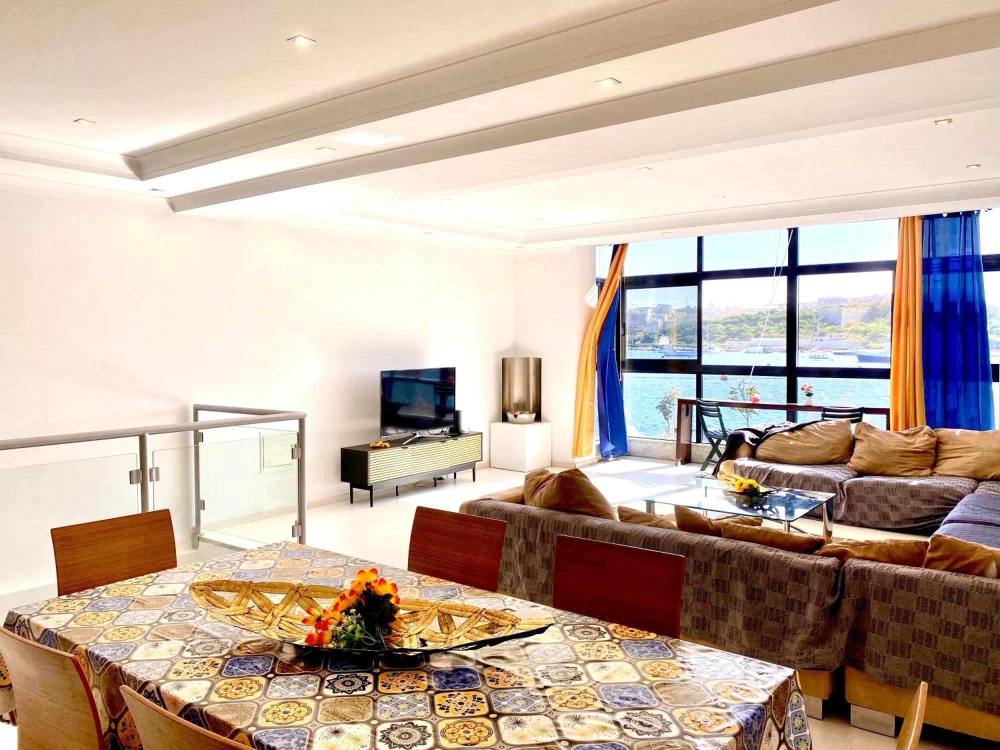 Seafront Harbour Haven - Steps To Ferry, Shops And Beaches Sliema Exterior foto